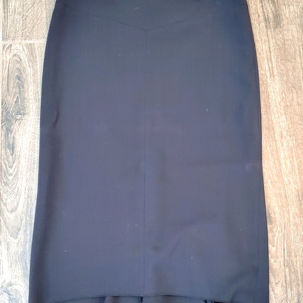 Bcbgmaxazria pencil skirt